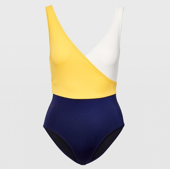 🌼 Solid & Striped one-piece swimsuit